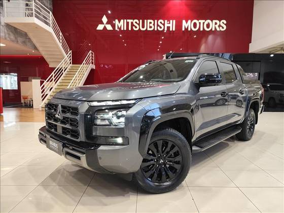 MITSUBISHI TRITON 2.4 BITURBO DIESEL CD KATANA 4X4 AUTOMÁTICO MITSUBISHI TRITON 2.4 BITURBO DIESEL CD KATANA 4X4 AUTOMÁTICO